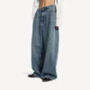 Baggy-Jeans für Damen mit tiefem Schritt in schmutzigem Vintage-Blau
