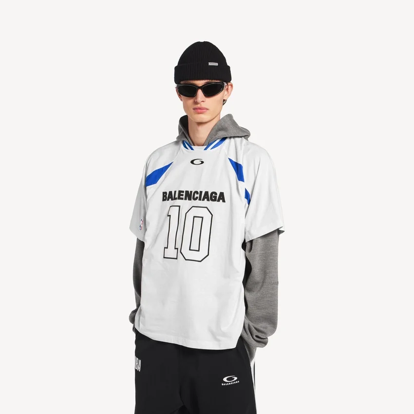 Balenciaga Herren | NBA-Kollaboration Oversize-T-Shirt in Weiss/Mehrfarbig Balenciaga Herren | NBA-Kollaboration Oversize-T-Shirt in Weiss/Mehrfarbig