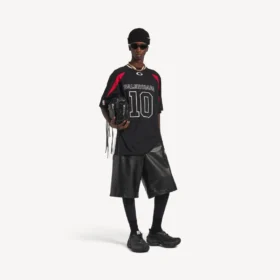 Balenciaga Herren | Oversize-T-Shirt aus der NBA-Kollaboration in Schwarz/Mehrfarbig