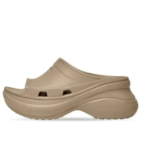 Balenciaga x Crocs Pool Slide Sandalen «Beige» 677389W1S8E2500