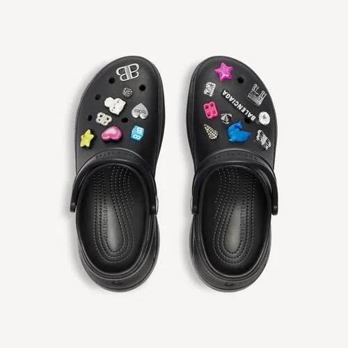 Crocs™-Pantoletten für Damen mit Jibbitz™ in Schwarz Crocs™-Pantoletten für Damen mit Jibbitz™ in Schwarz