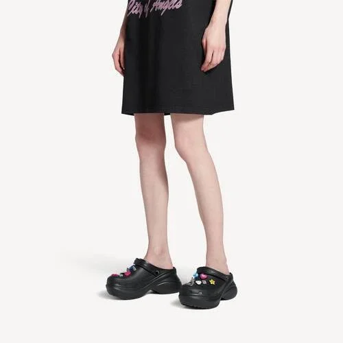 Crocs™-Pantoletten für Damen mit Jibbitz™ in Schwarz Crocs™-Pantoletten für Damen mit Jibbitz™ in Schwarz