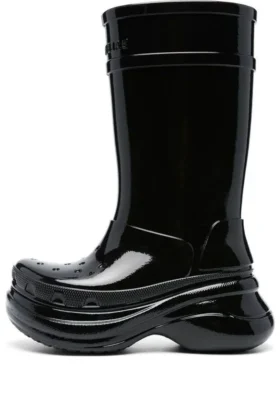 Crocs x Balenciaga Stiefel mit Lack-Finish «Schwarz» 677388W1S8X