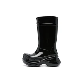 Crocs x Balenciaga Stiefel mit Lack-Finish «Schwarz» 677388W1S8X