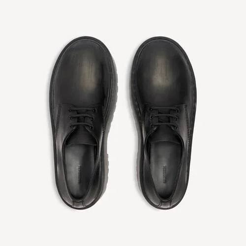 Damen-Derby-Schuhe «Strike» mit Plateau in Schwarz Damen-Derby-Schuhe «Strike» mit Plateau in Schwarz
