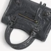 Damen-Tasche «Le City Bag Nano» in der Farbe «Volcanic Rock» Damen-Tasche «Le City Bag Nano» in der Farbe «Volcanic Rock»