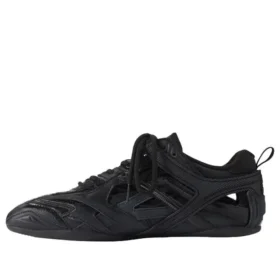 Drive Sneaker «Triple Black» 624344W2FN11000