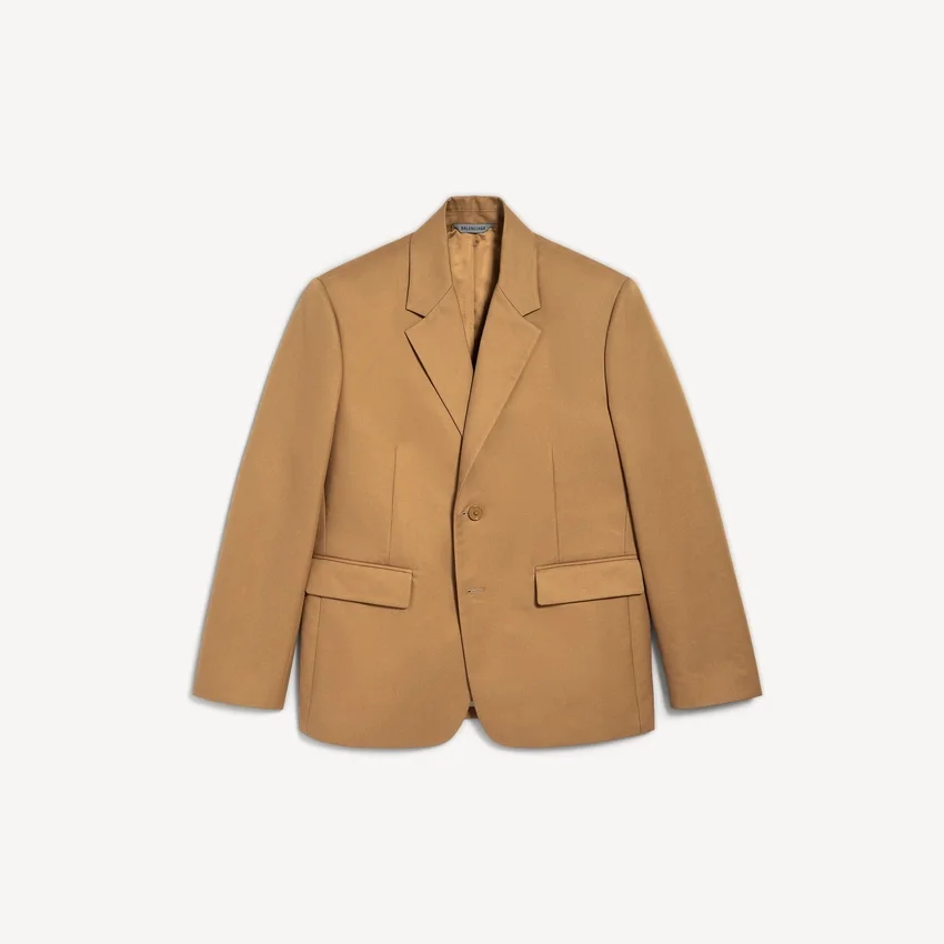 Einreihige Herrenjacke in normaler Passform in der Farbe Camel Einreihige Herrenjacke in normaler Passform in der Farbe Camel