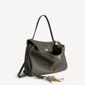 Grosse Rodeo-Handtasche für Damen mit Anhängern in Khaki