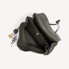 Grosse Rodeo-Handtasche für Damen mit Anhängern in Khaki Grosse Rodeo-Handtasche für Damen mit Anhängern in Khaki