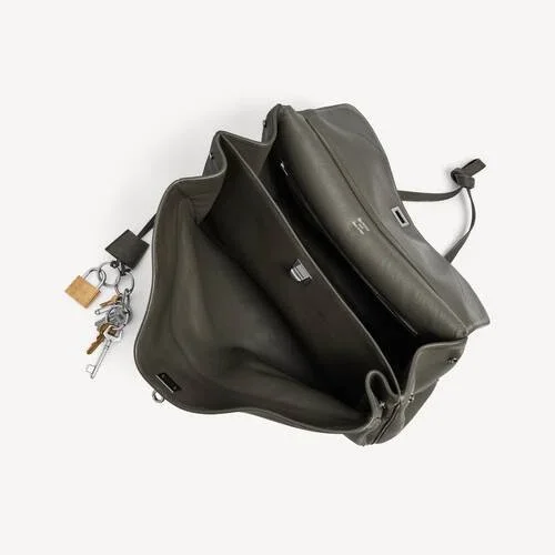 Grosse Rodeo-Handtasche für Damen mit Anhängern in Khaki Grosse Rodeo-Handtasche für Damen mit Anhängern in Khaki