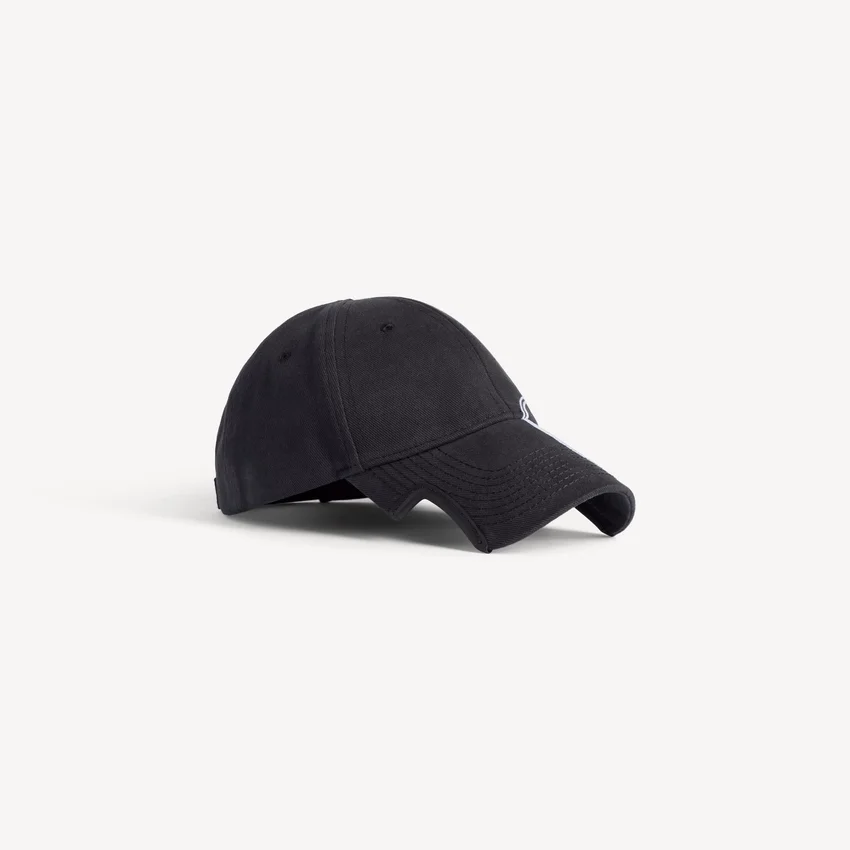 Herren-Cap «Cursive» in gewaschenem Schwarz Herren-Cap «Cursive» in gewaschenem Schwarz