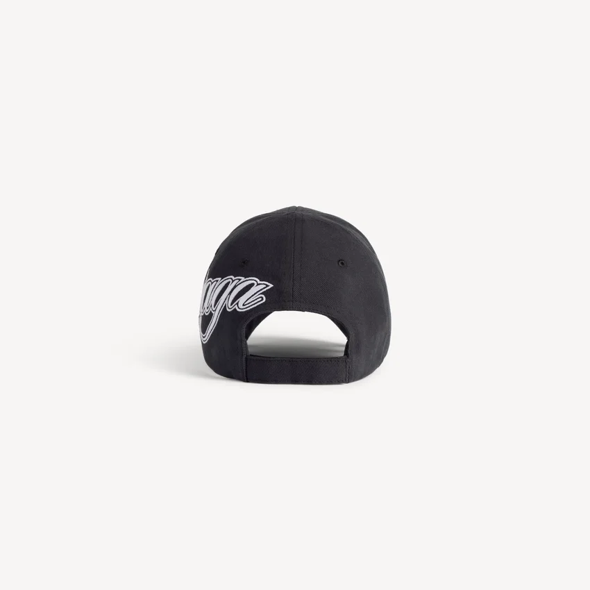 Herren-Cap «Cursive» in gewaschenem Schwarz Herren-Cap «Cursive» in gewaschenem Schwarz