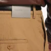 Herren-Chino in Grösse L in der Farbe Camel