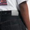 Herren-Jeansshorts aus Denim in Schwarz, bügelfrei Herren-Jeansshorts aus Denim in Schwarz, bügelfrei