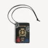 Herren-Pass- und Kartenetui mit Anhänger in Schwarz/Mehrfarbig Herren-Pass- und Kartenetui mit Anhänger in Schwarz/Mehrfarbig