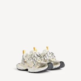 Herren-Sneaker 3XL mit Anhängern in Weiss/Gelb/Silber/Schwarz