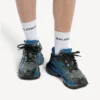 Herren-Sneaker mit Farbverlauf aus Mesh in Schwarz/Blau/Grau