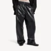 Herren-Trainingshose in Schwarz/Burgunderrot