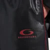 Herren-Trainingshose in Schwarz/Burgunderrot