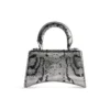 Hourglass Xs Handtasche mit Kettenstickerei «Silver» 7204712AARN8110