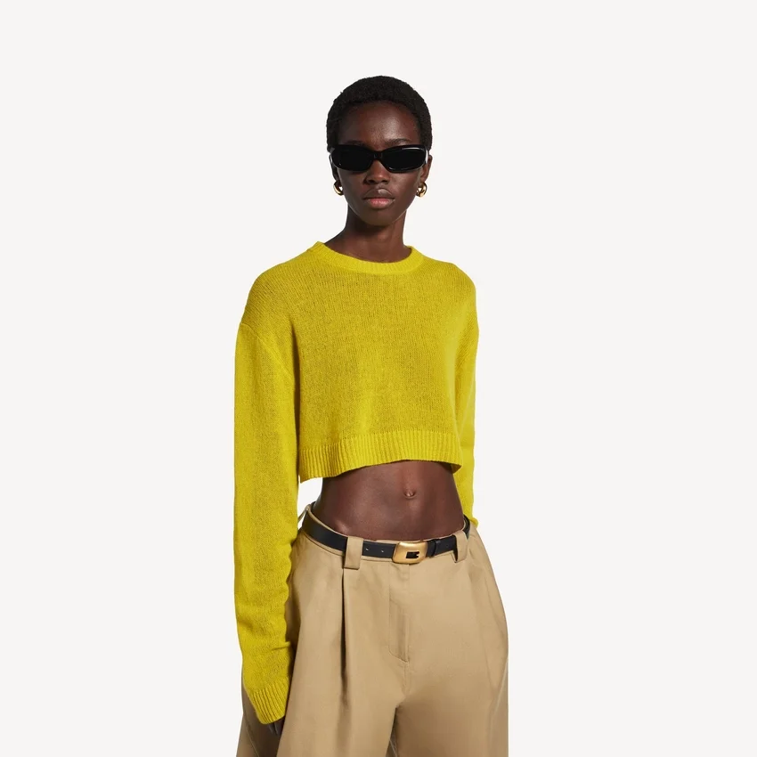 Kürzliches Damen-Shirt mit Rundhalsausschnitt in Dunkelgelb Kürzliches Damen-Shirt mit Rundhalsausschnitt in Dunkelgelb