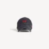 Laurel Classic-Cap in verblasstem Schwarz/Rot Laurel Classic-Cap in verblasstem Schwarz/Rot