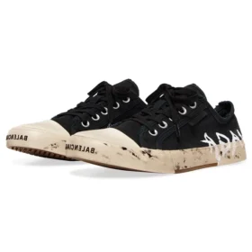 Paris Low-Top-Graffiti-Sneaker «Black and White Destroyed Cotton» 688757W3RR51099