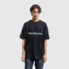 T-Shirt mit verschwommenem Logo «Black Blue» 661705TKVD51070