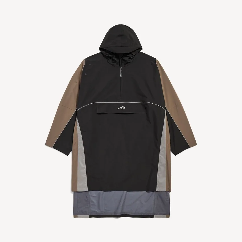 Techwear-Poncho für Herren in Schwarz Techwear-Poncho für Herren in Schwarz