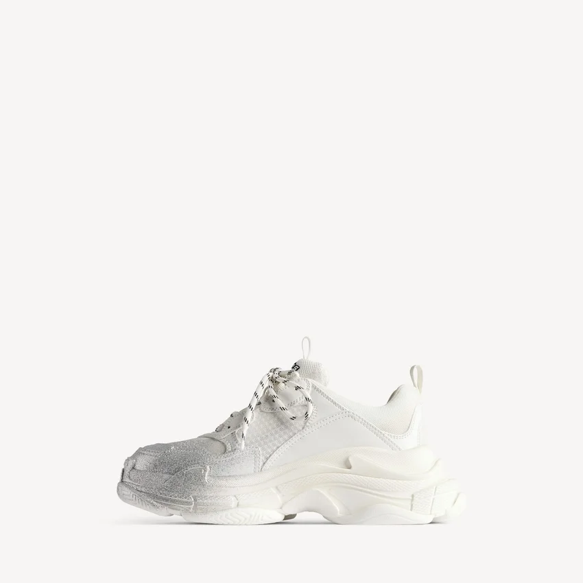 Triple S Glitter Spray Sneaker für Damen in Weiss/Silber Triple S Glitter Spray Sneaker für Damen in Weiss/Silber