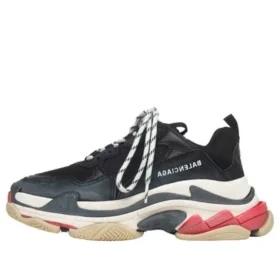 Triple S Sneaker «Black Red» 524037W09O11000