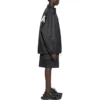 Windjacke mit Kapuze im Tape Type «Black» 738762TLO251000